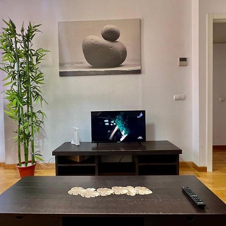Deyanira Suite, Aeropuerto, Ifema مدريد المظهر الخارجي الصورة