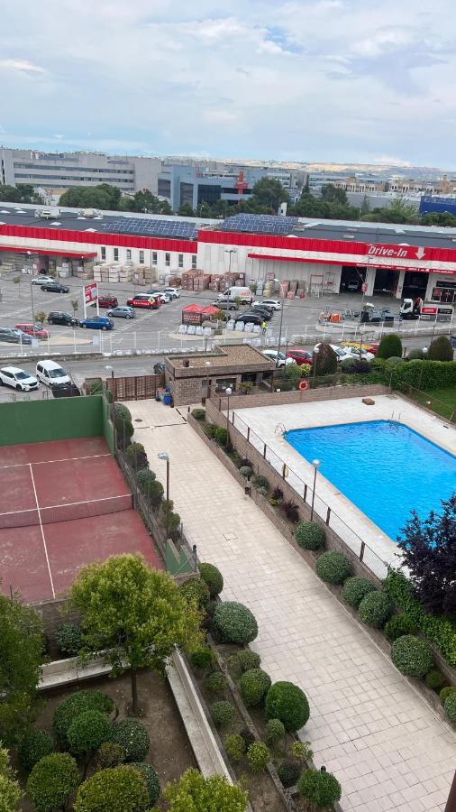 Deyanira Suite, Aeropuerto, Ifema مدريد المظهر الخارجي الصورة