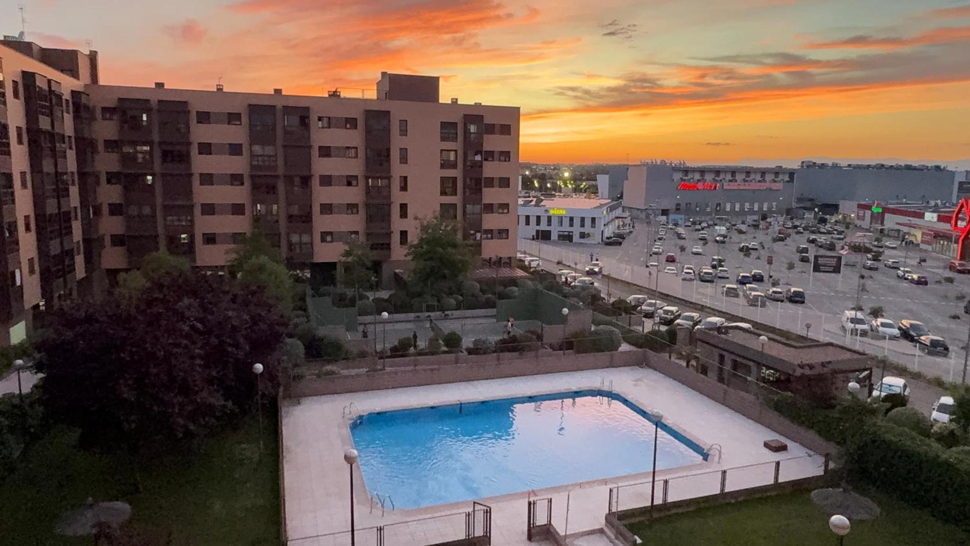 Deyanira Suite, Aeropuerto, Ifema مدريد المظهر الخارجي الصورة